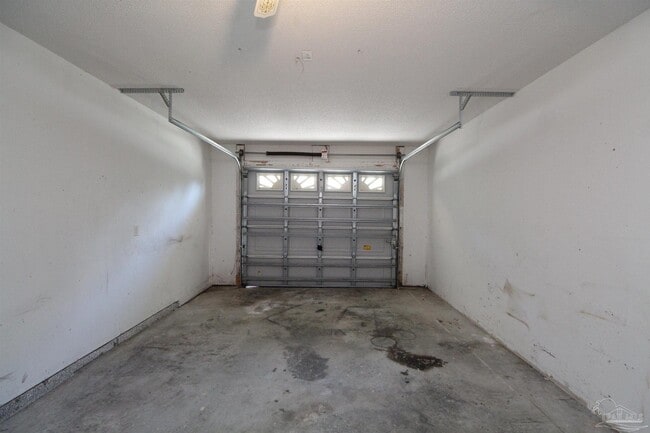 Building Photo - 7163 Pine Blossom Rd