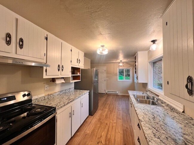 Building Photo - 2167