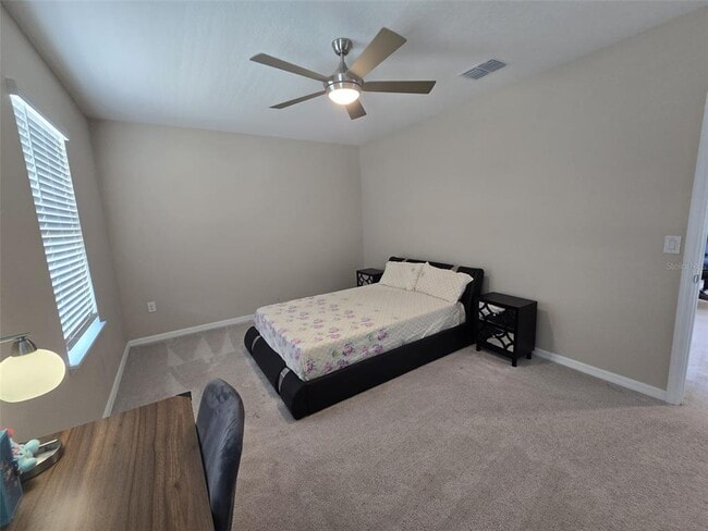 Building Photo - 10912 Honor Rd