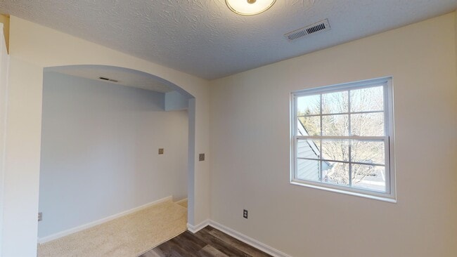 Building Photo - 6727 Cloudscape Way