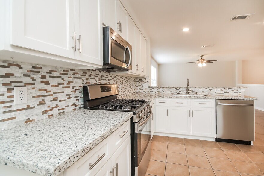 Building Photo - 13003 Sandhill Park Ln