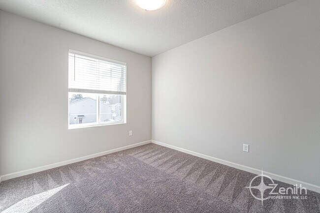 Building Photo - 2403 Trail Vw