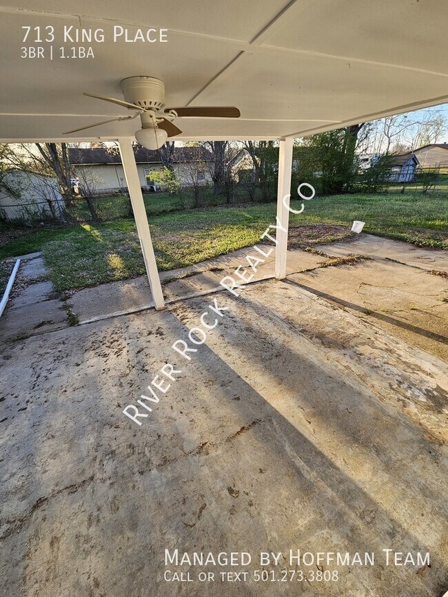 Building Photo - 713 King Pl