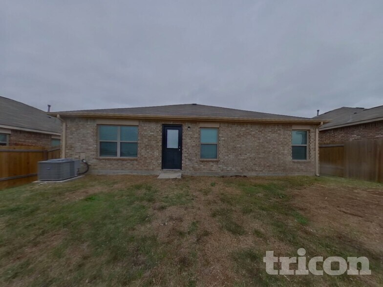 Building Photo - 4215 Calla Dr