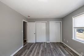 Building Photo - 1739 Foxon Rd