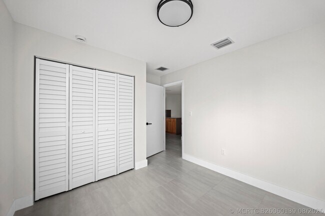 Building Photo - 1181 NW 66th St