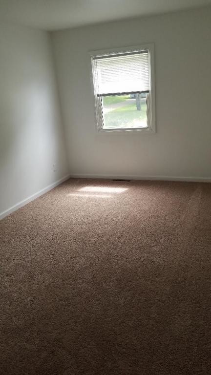 Building Photo - 348 Sutherland Ave