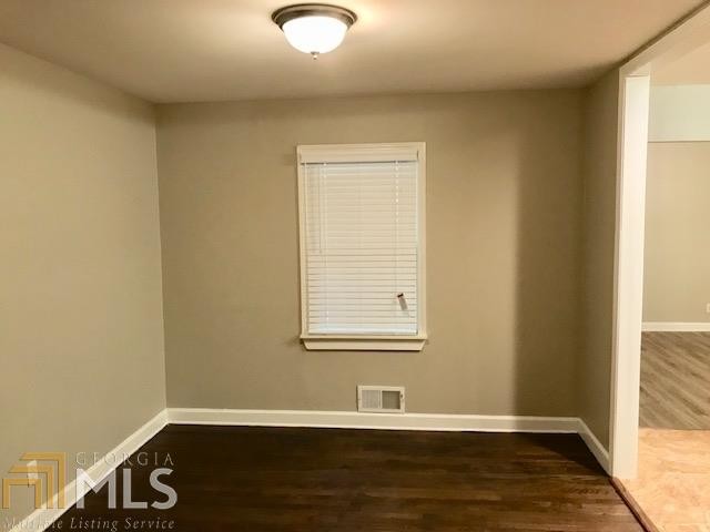 Building Photo - 1960 W Kimberly Rd SW