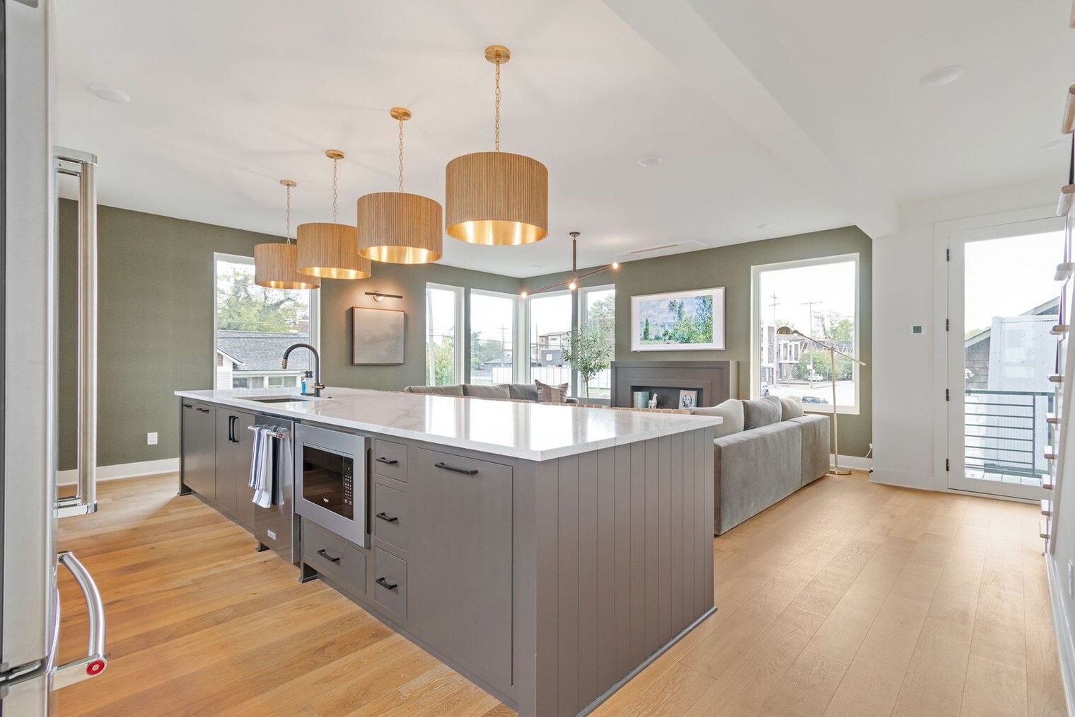 Building Photo - 1117 3rd Ave S