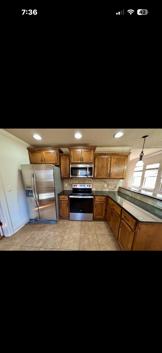 Building Photo - Branson Creek