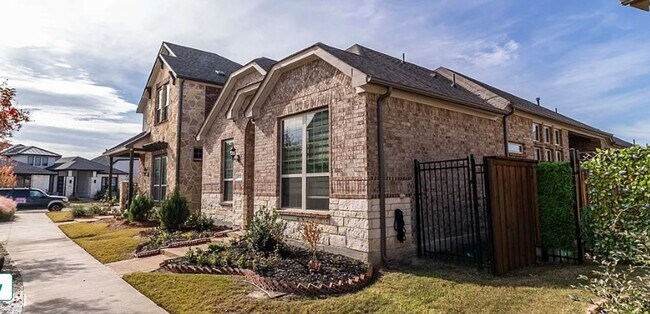 Building Photo - Beautiful 3 Bed and 2 bath house in Viridian Village