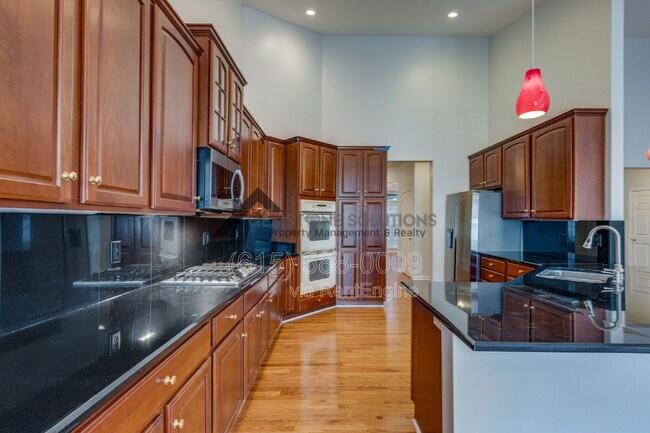 Building Photo - 756 Rolling Fork Dr