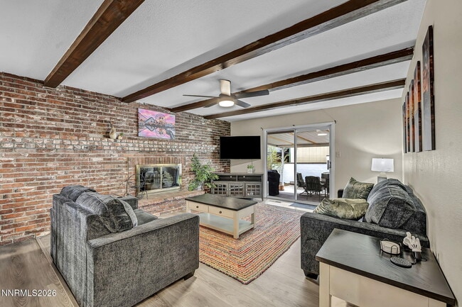 Building Photo - 1490 Foster Dr