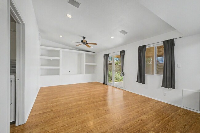 Building Photo - 12222 N 49th Ave