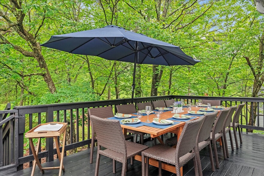 Building Photo - 194 Chapman Cir