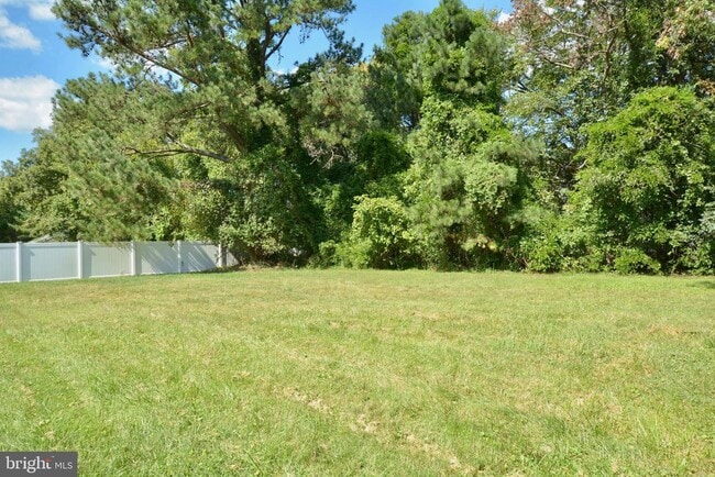 Building Photo - 8609 Oxon Hill Rd
