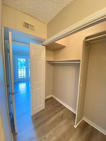 Building Photo - Coming Soon! 2nd-floor studio condo at Ser...
