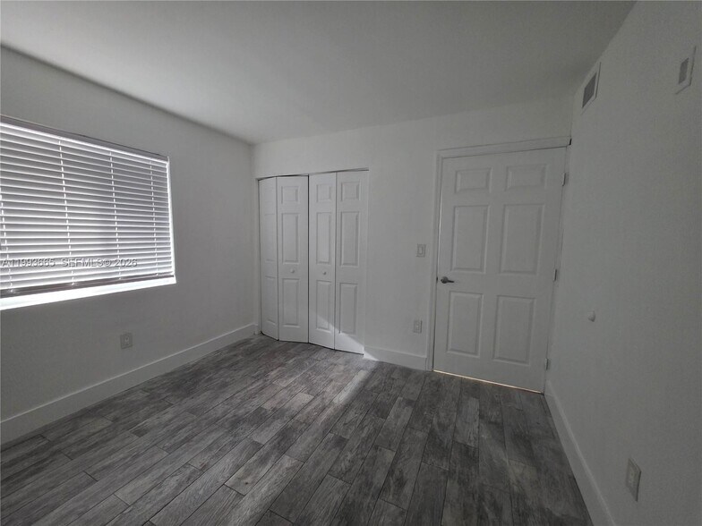 Building Photo - 7971 SW 152nd Ave