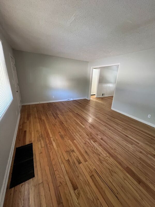 Building Photo - 6008 S Benton Ave