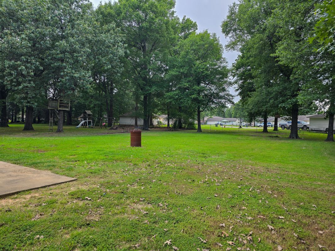 Building Photo - 203 N Bernis St