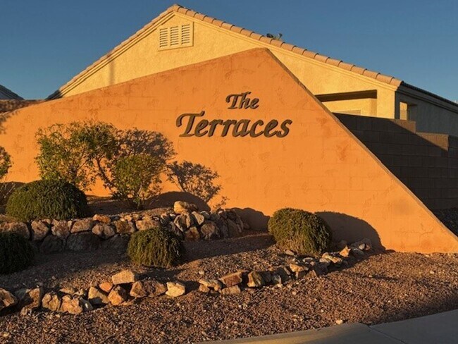 Building Photo - Pool Home with 3Bedrooms +Bonus Room Bullhead Parkway-Desert Foothills Estates- Can Be "Furnished...