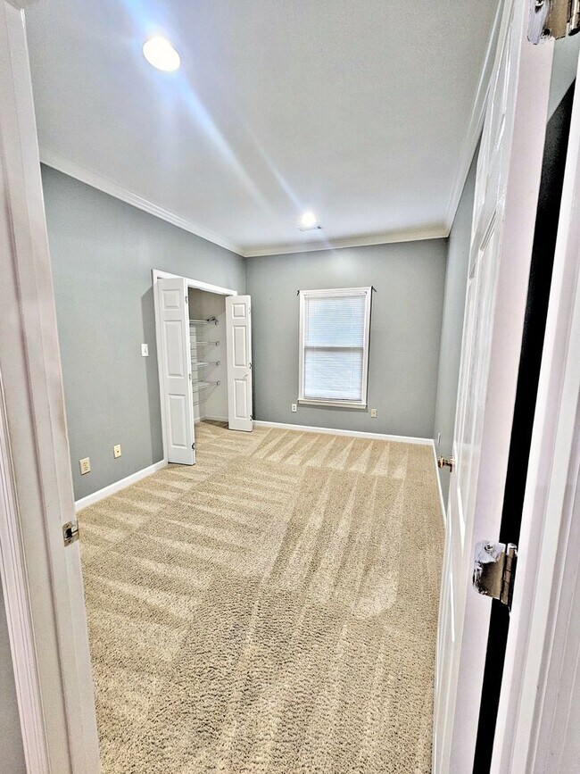 Building Photo - ***MOVE IN SPECIAL***HOUSE FOR RENT - DECATUR SE