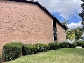 Building Photo - 2605 Terrace Ave