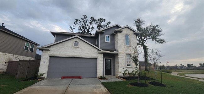 Building Photo - 201 Water Grass Trl