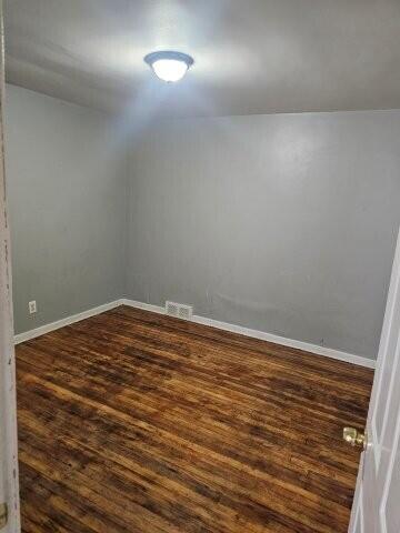 Building Photo - 18255 Oakfield Ave
