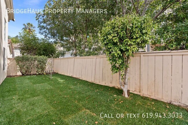 Building Photo - 10998 Corte Playa Barcelona