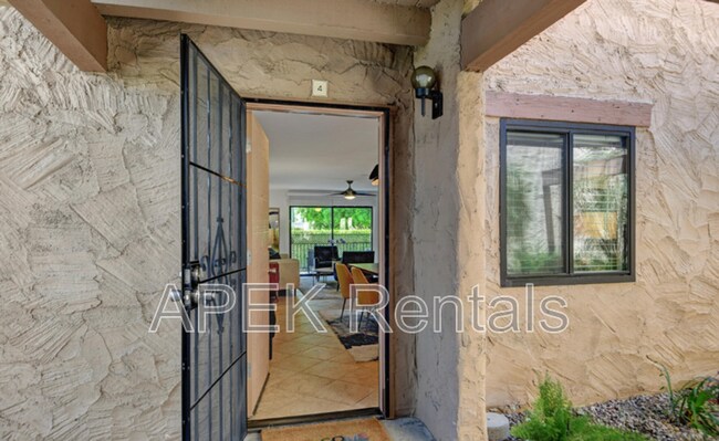 Building Photo - 1050 Ramon Rd