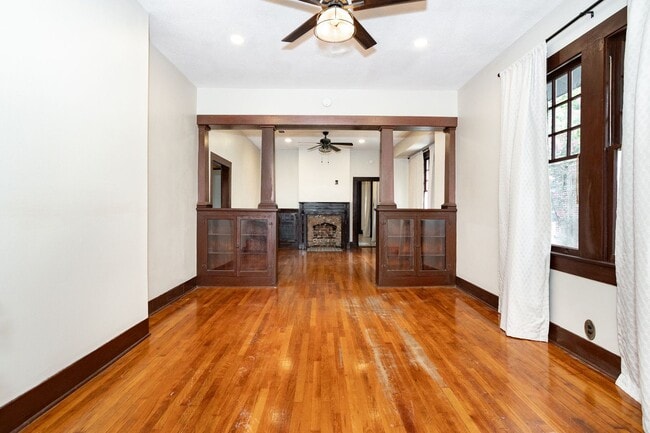 Building Photo - A charming home located in the heart of the Garden District for Rent