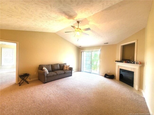 Building Photo - 1761 Renwick Dr
