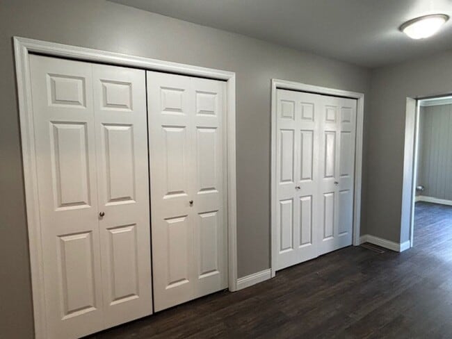 Building Photo - Available NOW! Gorgeous 3BR/2 BA Unit in Hastings!