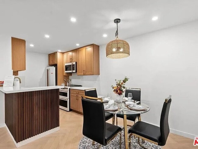Building Photo - 4710 Park Granada