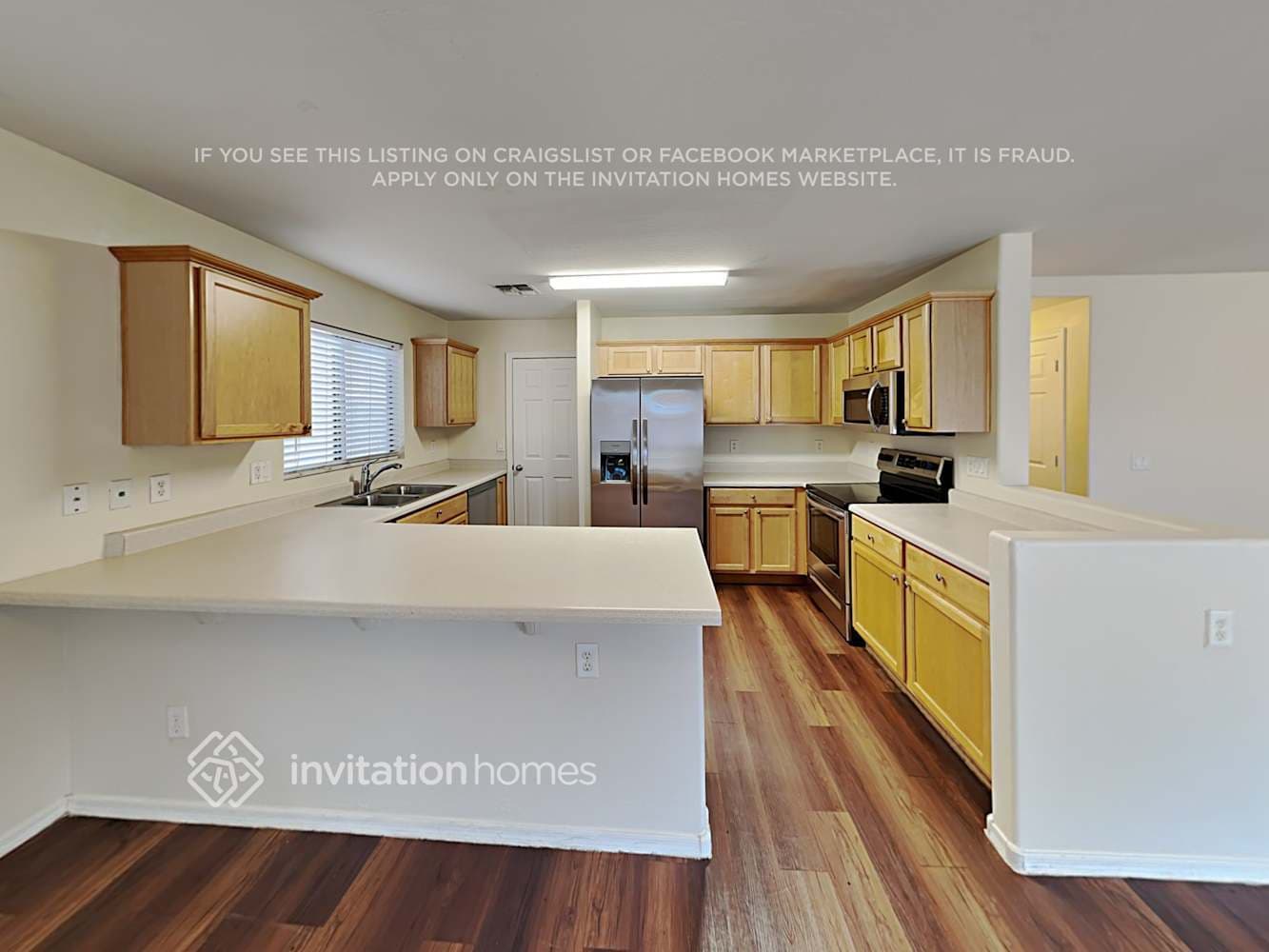 Building Photo - 10513 W Alvarado Rd