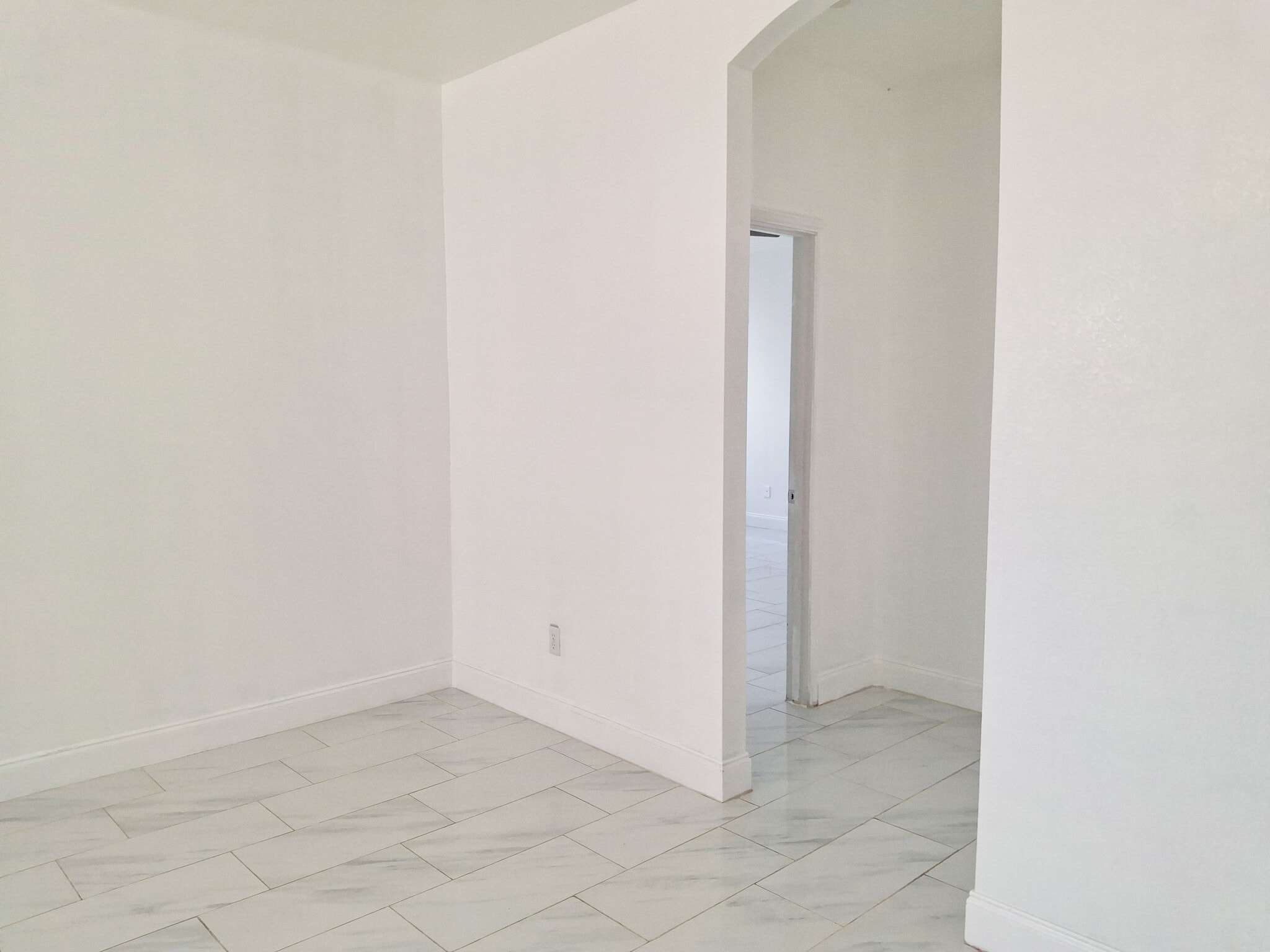 Building Photo - 556 Moonwalker Trl