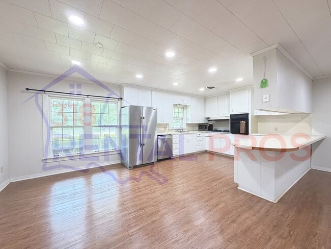 Building Photo - 4 Bed 3 Bath Home in Ruston!