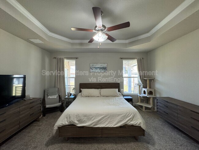 Building Photo - 5337 Parkside Dr