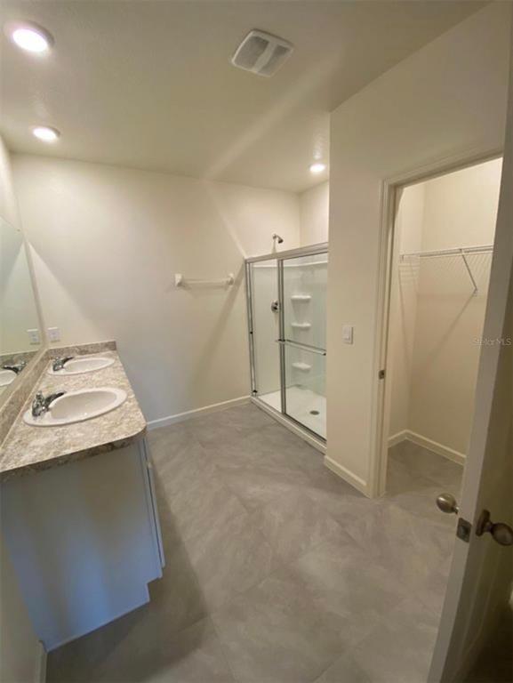 Building Photo - 822 Remington Green Dr SE