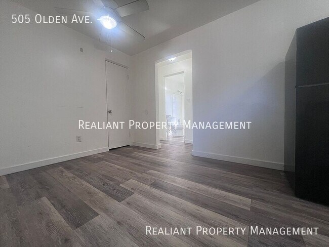Building Photo - 505 Olden Ave