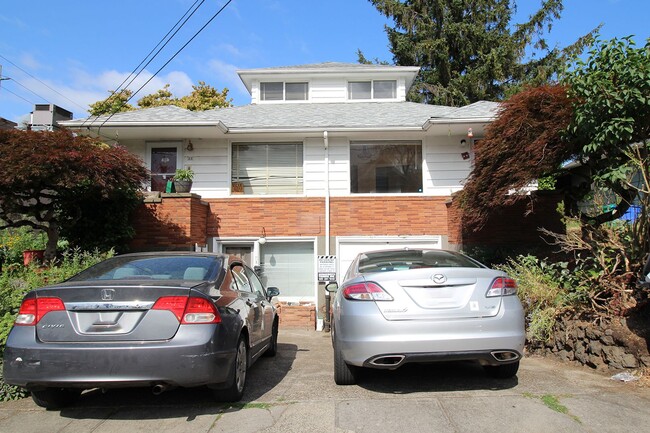 Building Photo - 11-17-17 NE 56th Ave
