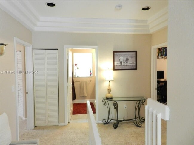 Building Photo - 210 La Costa Ct