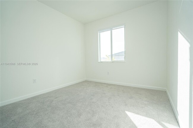 Building Photo - 1473 SE 6th Ter