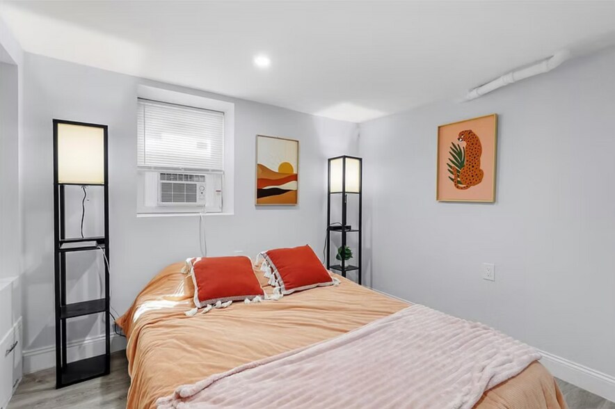 Building Photo - 67 Curtis Rd