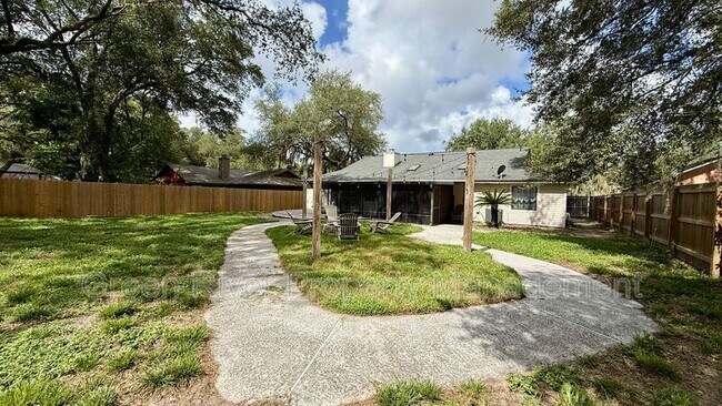 Building Photo - 12955 Julington Ridge Dr E