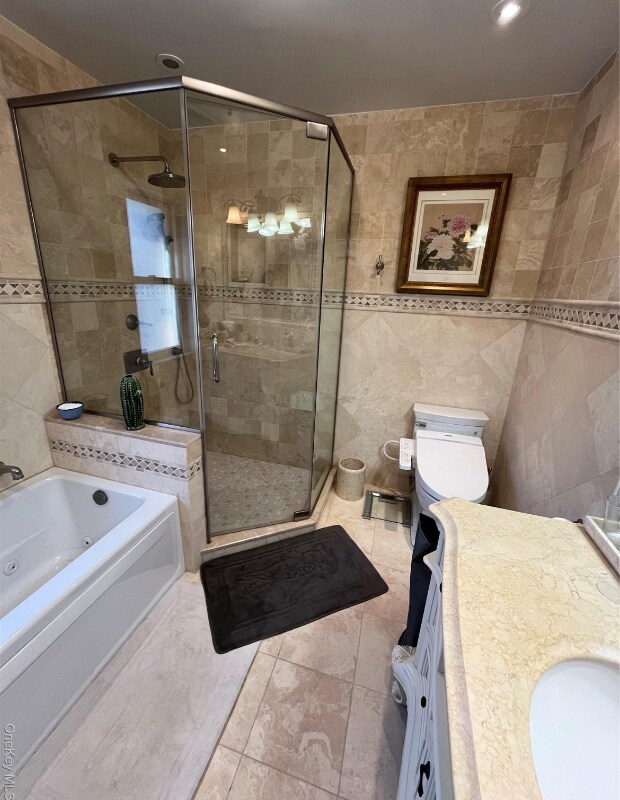 Building Photo - 55-69-69229 229th St