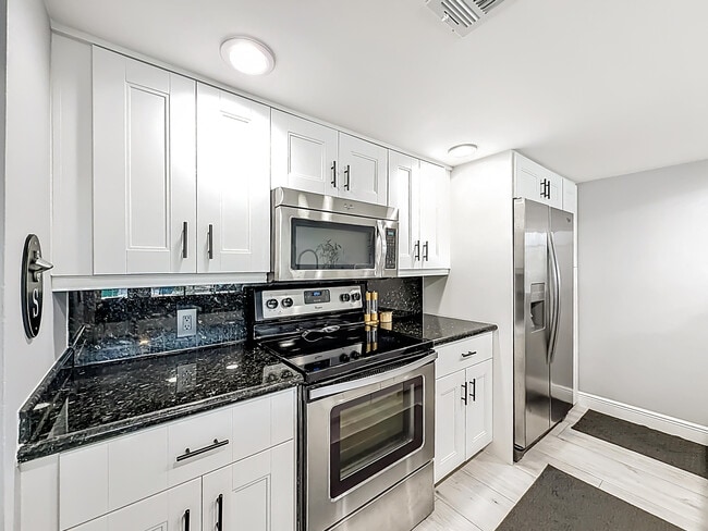 Building Photo - 11313 NW 15th St