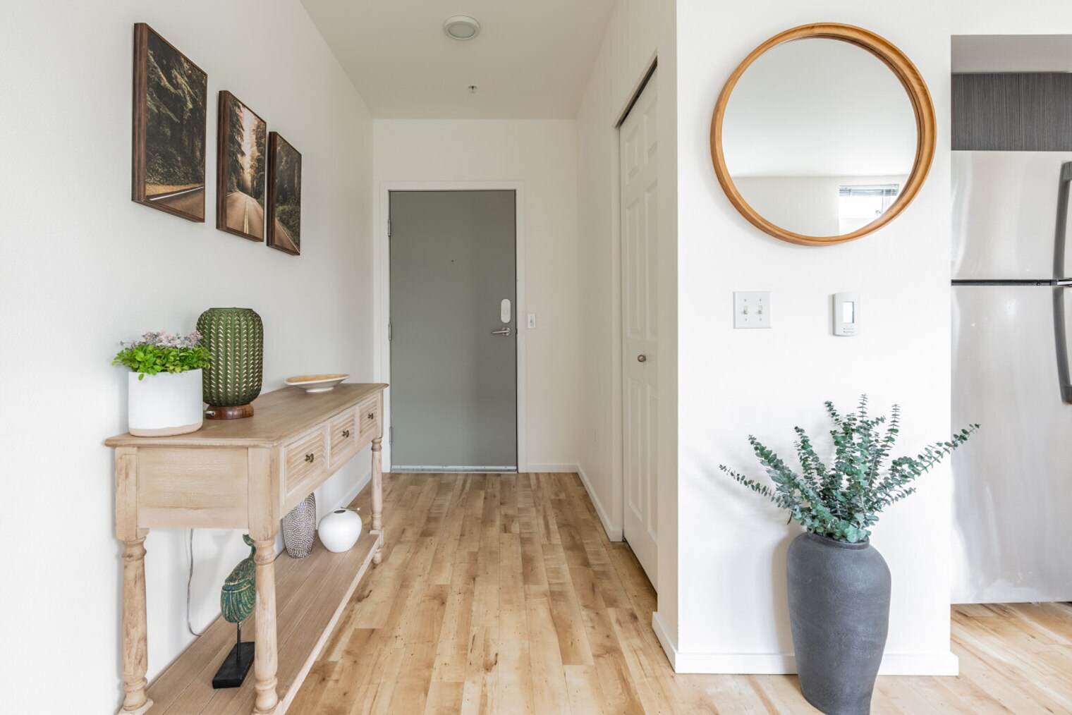 Building Photo - 2207 E Union St