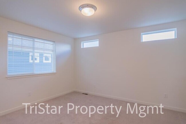Building Photo - 6463 Crossdrum Point